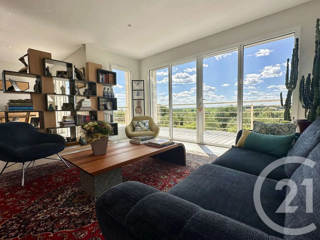 Maison à SENOUILLAC