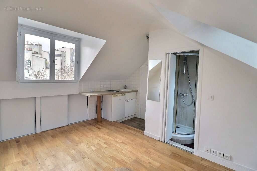 Appartement à PARIS-11E