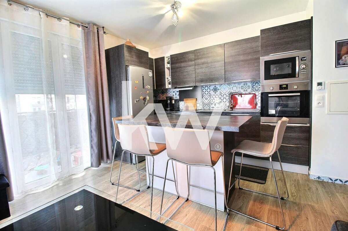 Appartement à CORBEIL-ESSONNES