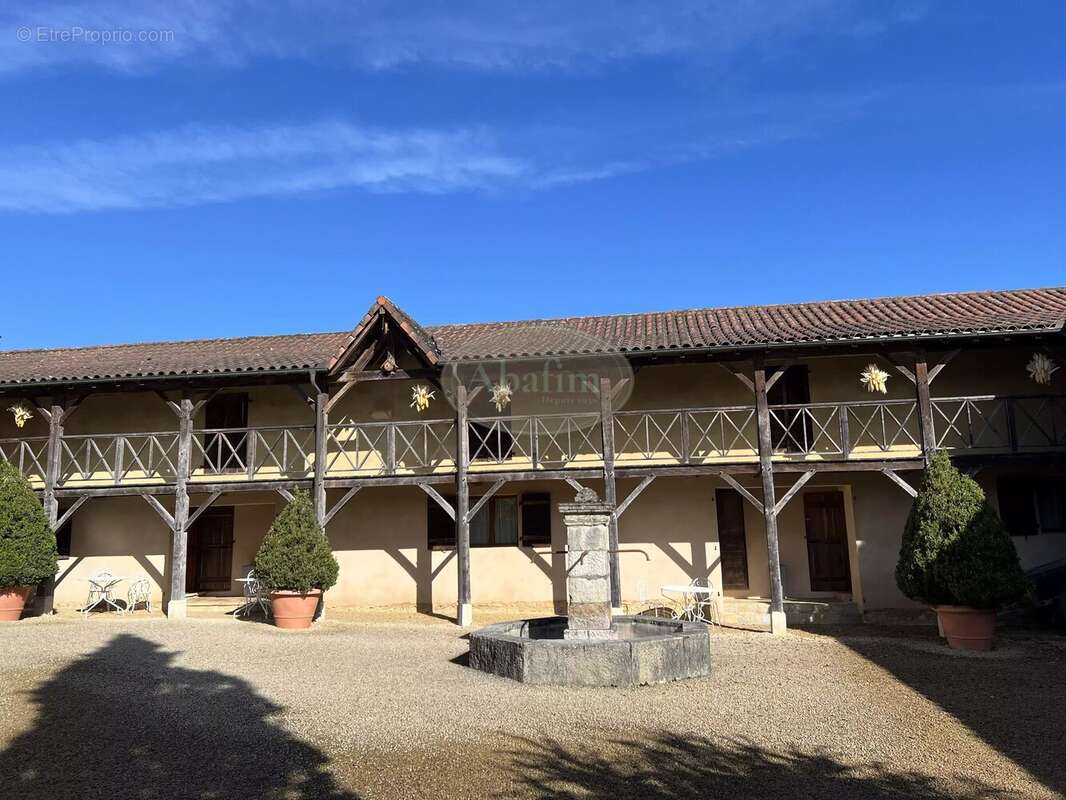 Maison à AIRE-SUR-L'ADOUR