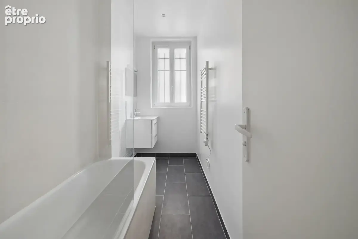 METRO CONVENTION Appartement 4 pièces entièrement rénové - photo 12