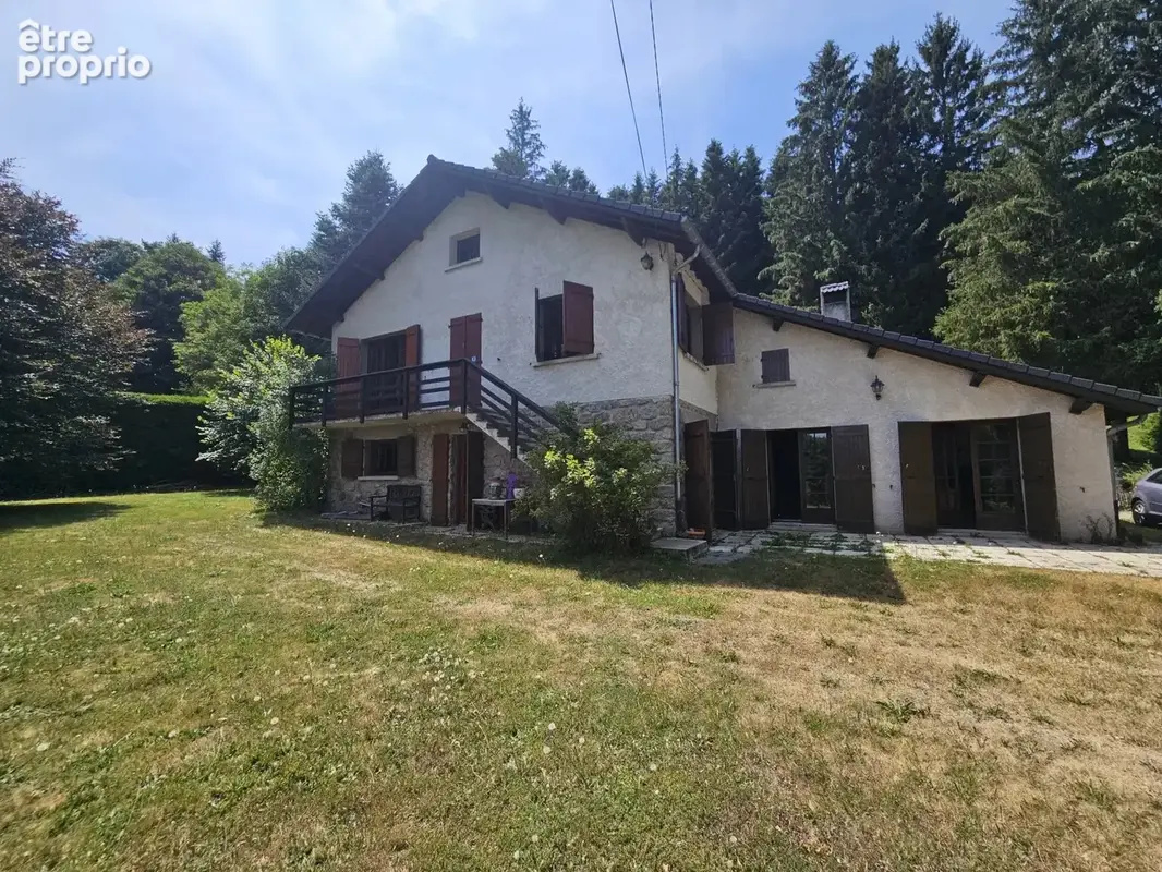 A vendre Maison à Chenereilles. 4 000m² de terrain - photo 2