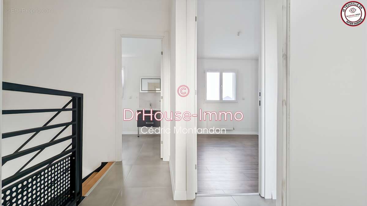 Maison à HUBERT-FOLIE