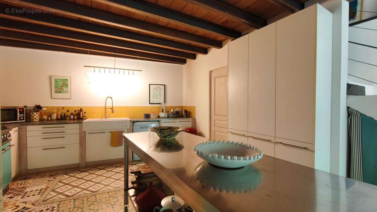 Au coeur d'Uzès maison en pierre rénovée - photo 10
