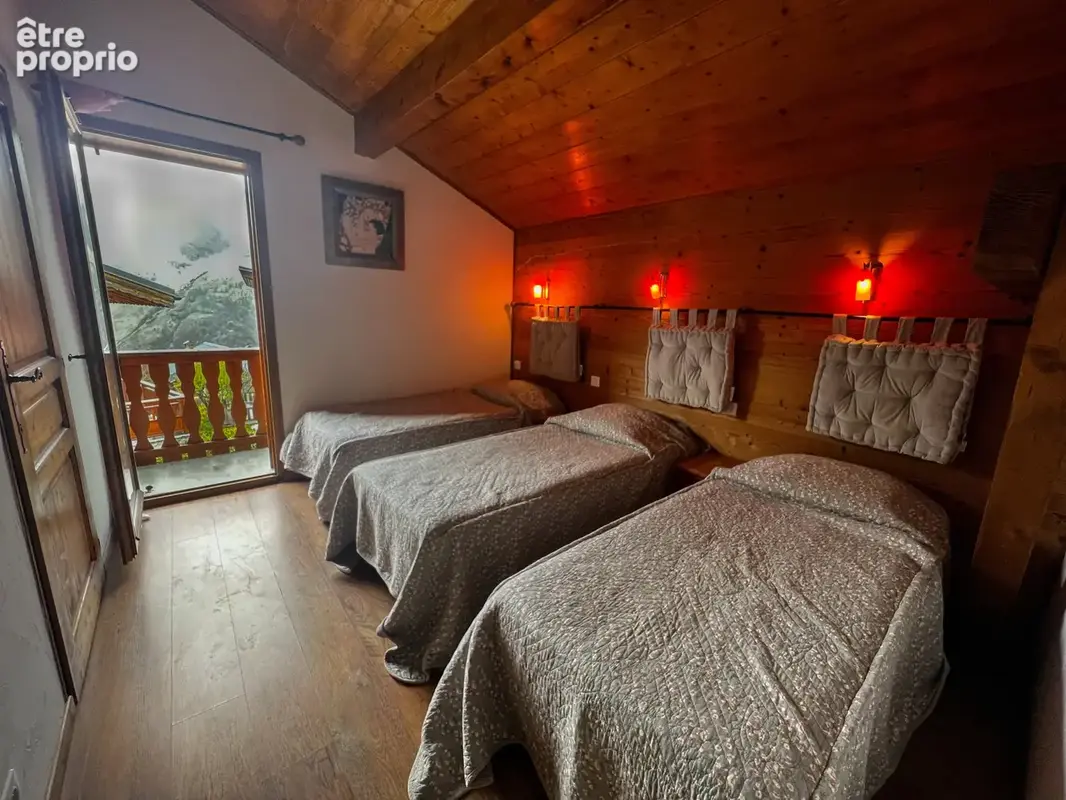magnifique chalet 300m2 habitables 11 chambres Villarabout - photo 10