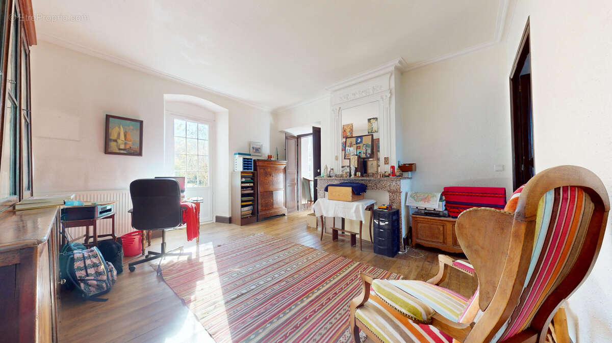 Maison à LOURES-BAROUSSE