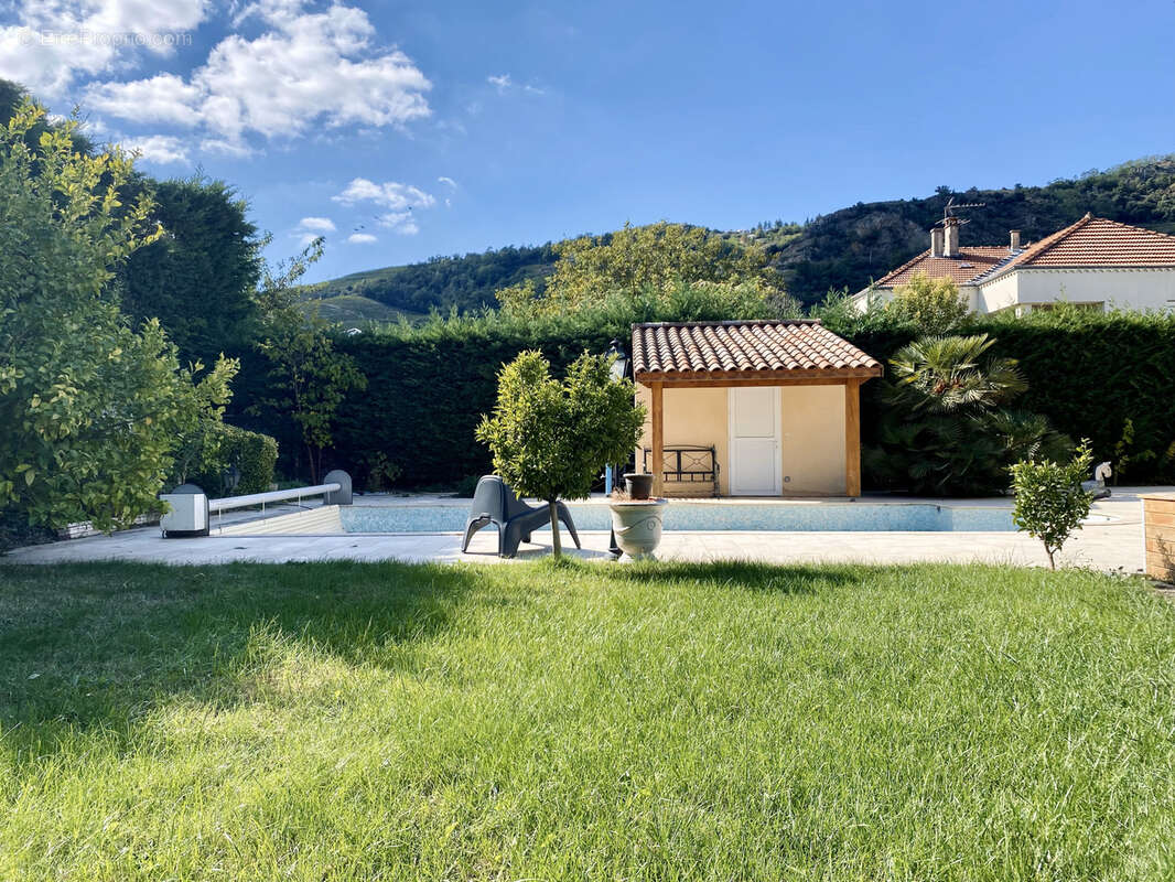 Maison à TOURNON-SUR-RHONE