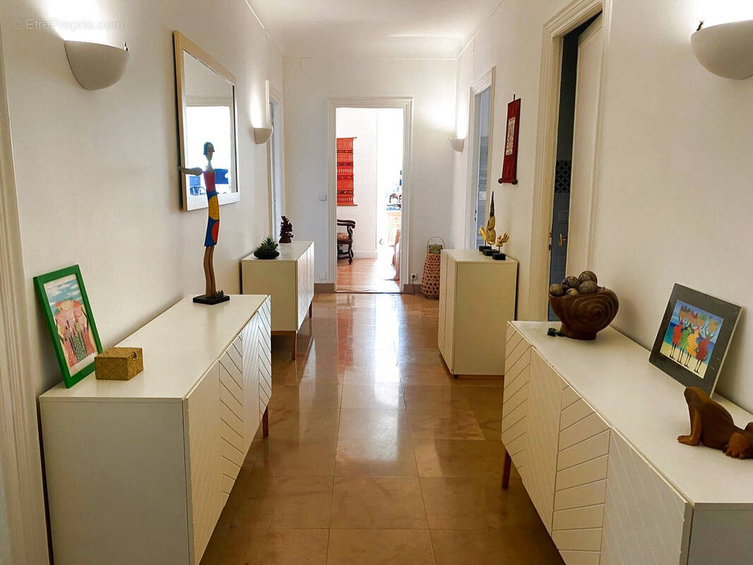 Appartement à MENTON