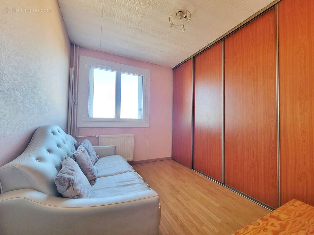 Appartement à OULLINS