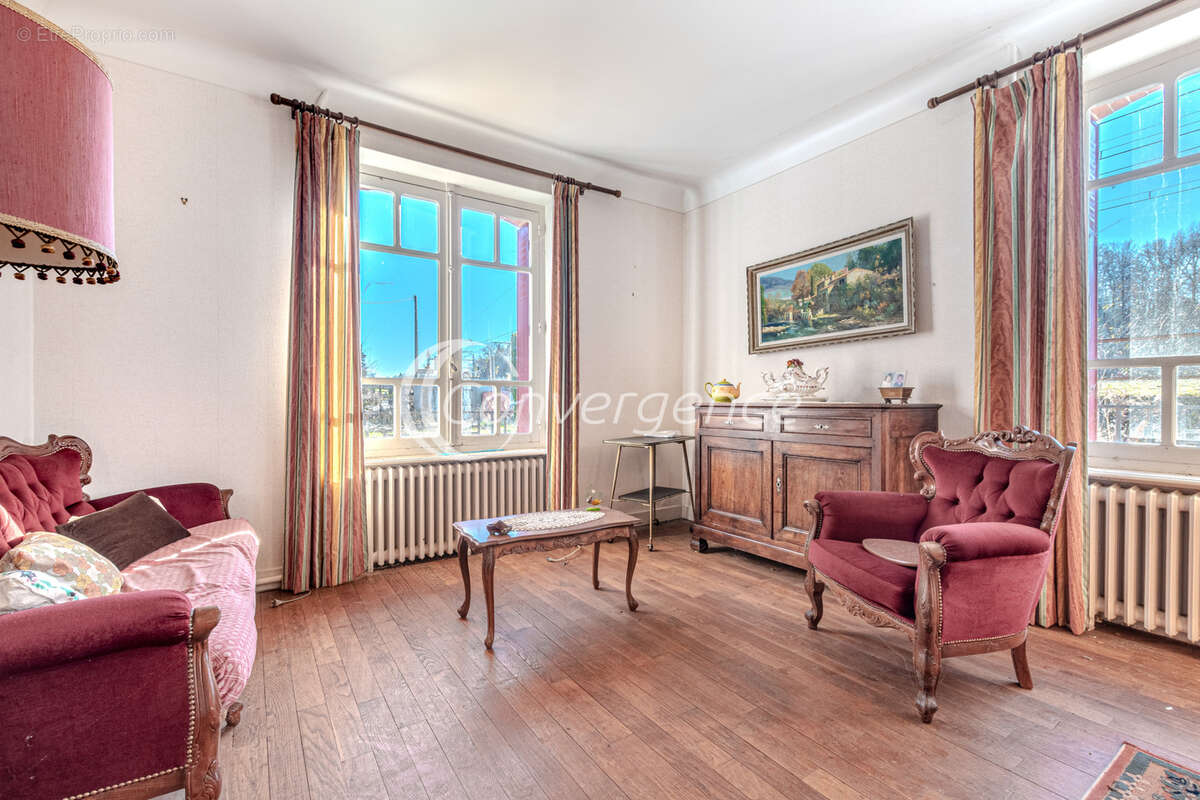 Maison à LA PORCHERIE