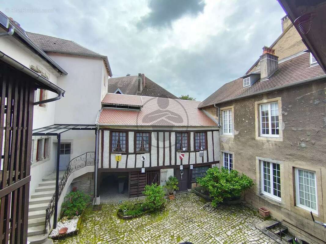 Maison à BAUME-LES-DAMES