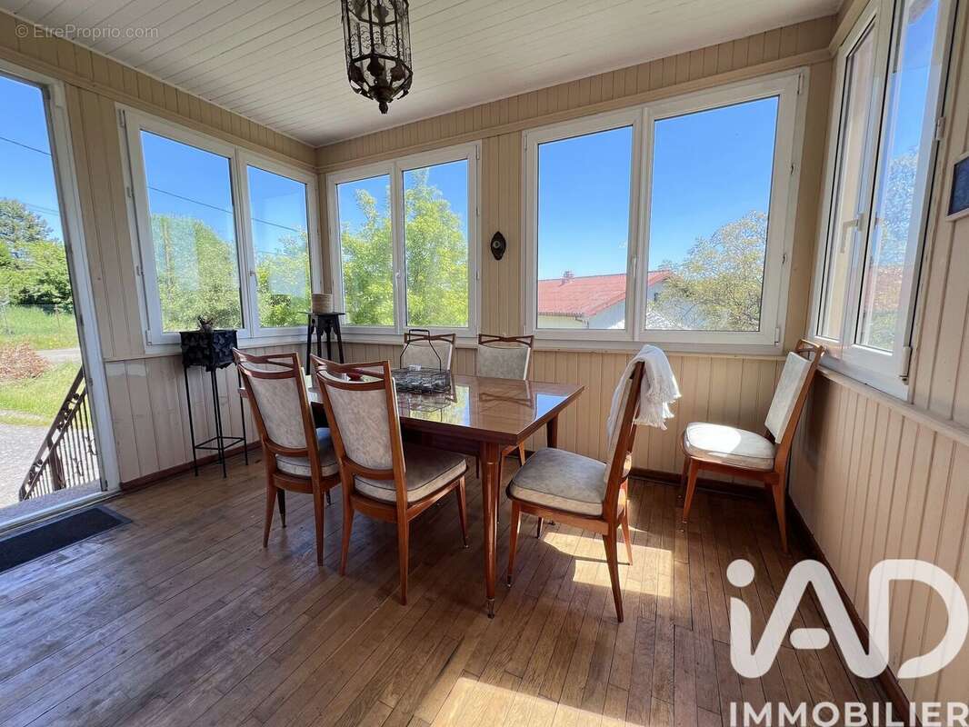 Maison 265 m² à Fenetrange  - photo 9