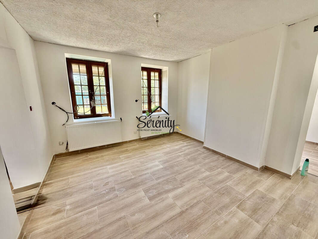 salon - Maison à CARNIERES