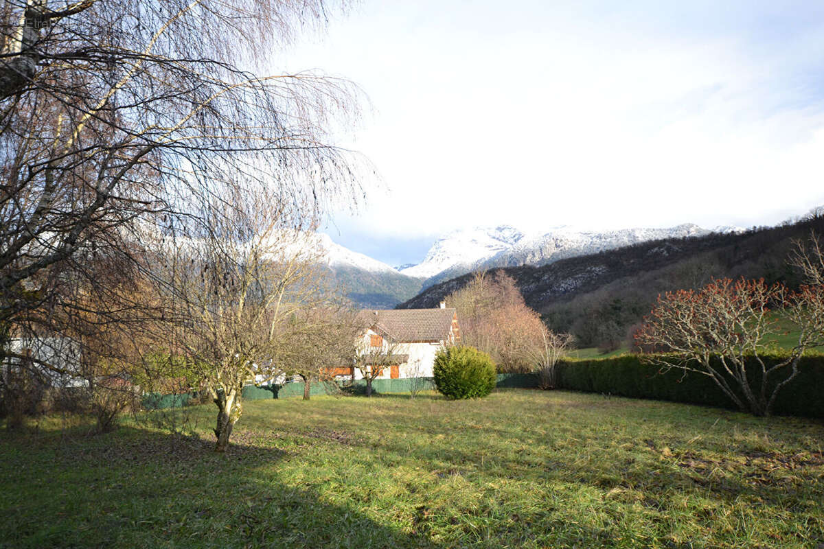 Terrain à DUINGT