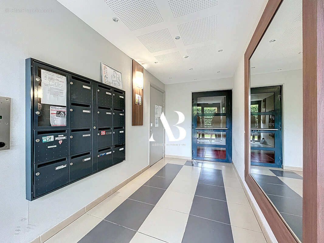 Appartement à MOISSY-CRAMAYEL