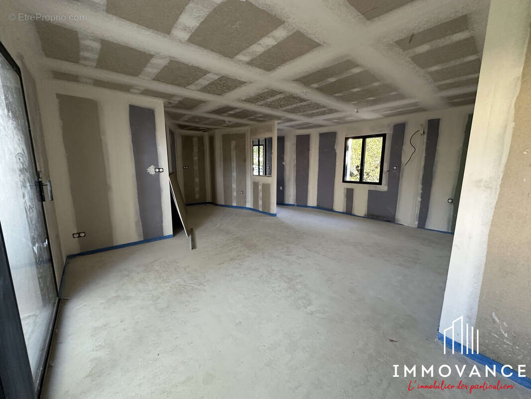 Appartement à CASTRIES