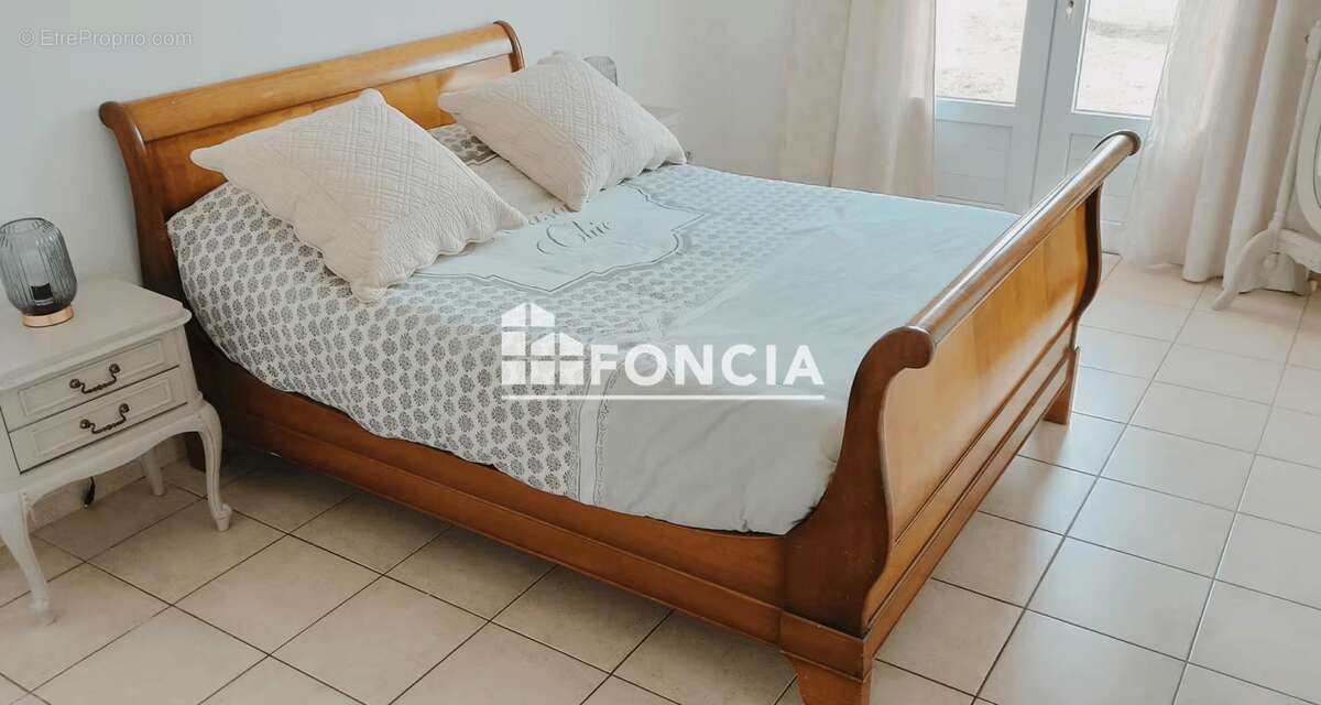 Entre mer et montagne, élégante villa T5 de 167 m² avec piscine sur 2 722 m² de terrain constructible - photo 13