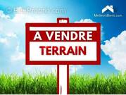 Terrain à FOISSY-SUR-VANNE