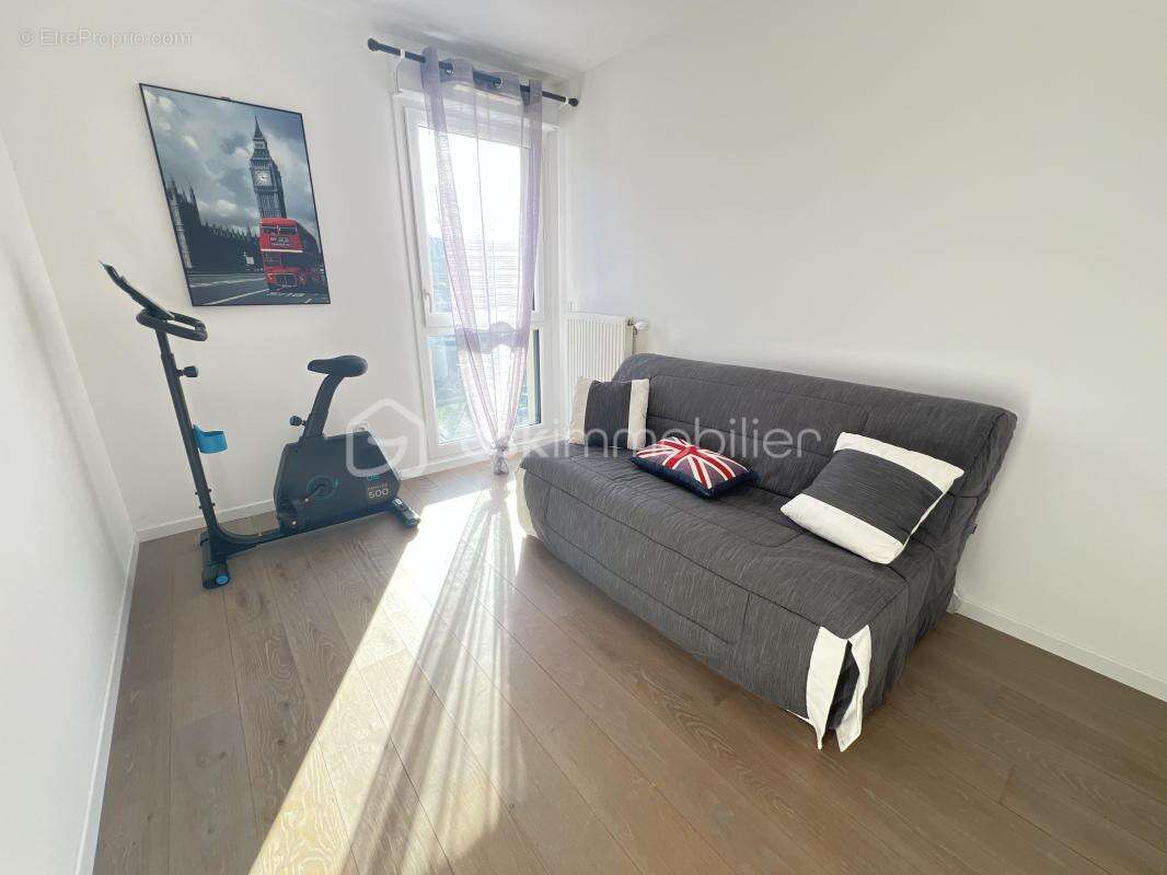 Appartement à L'ETANG-LA-VILLE