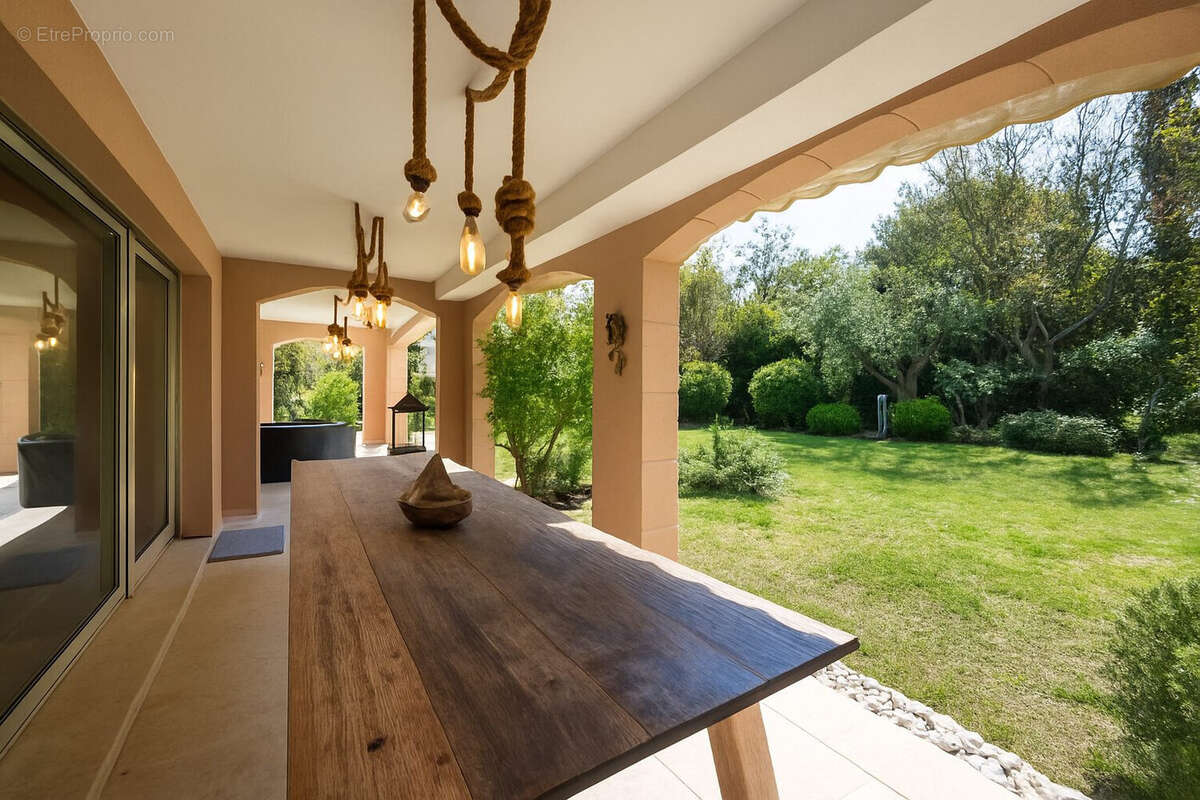 Maison à ANTIBES