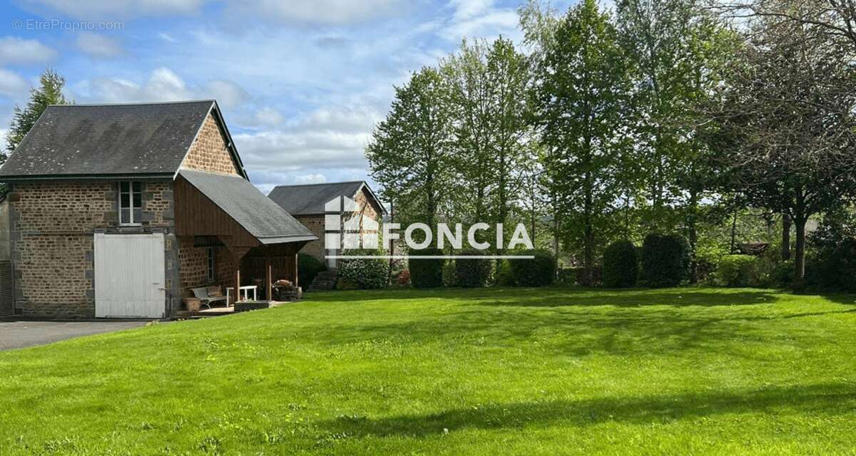 Maison à CERISY-BELLE-ETOILE