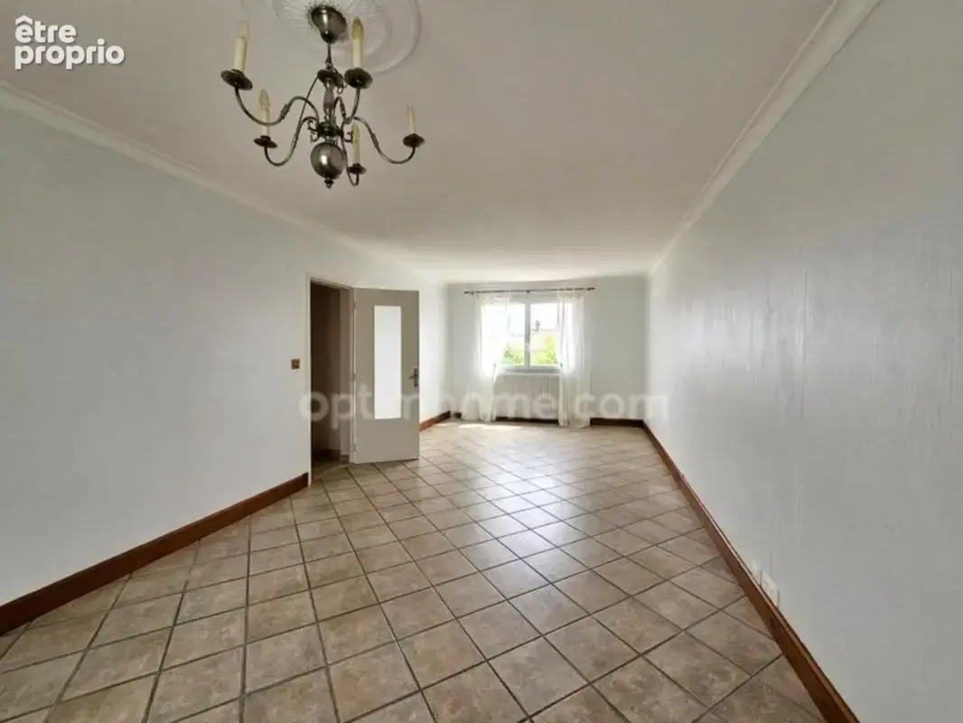  Maison familiale de 100 m² — 4 chambres & Jardin de 550 m² à LA COURONNE (16) - photo 4
