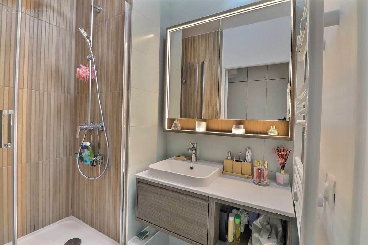 Appartement à CHATILLON