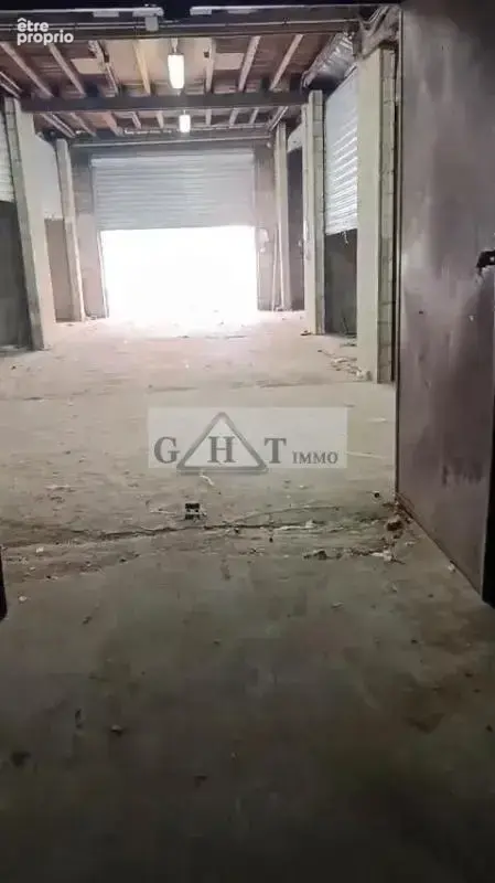 Local d'activité à vendre de 450 m² à SANNOIS - photo 2