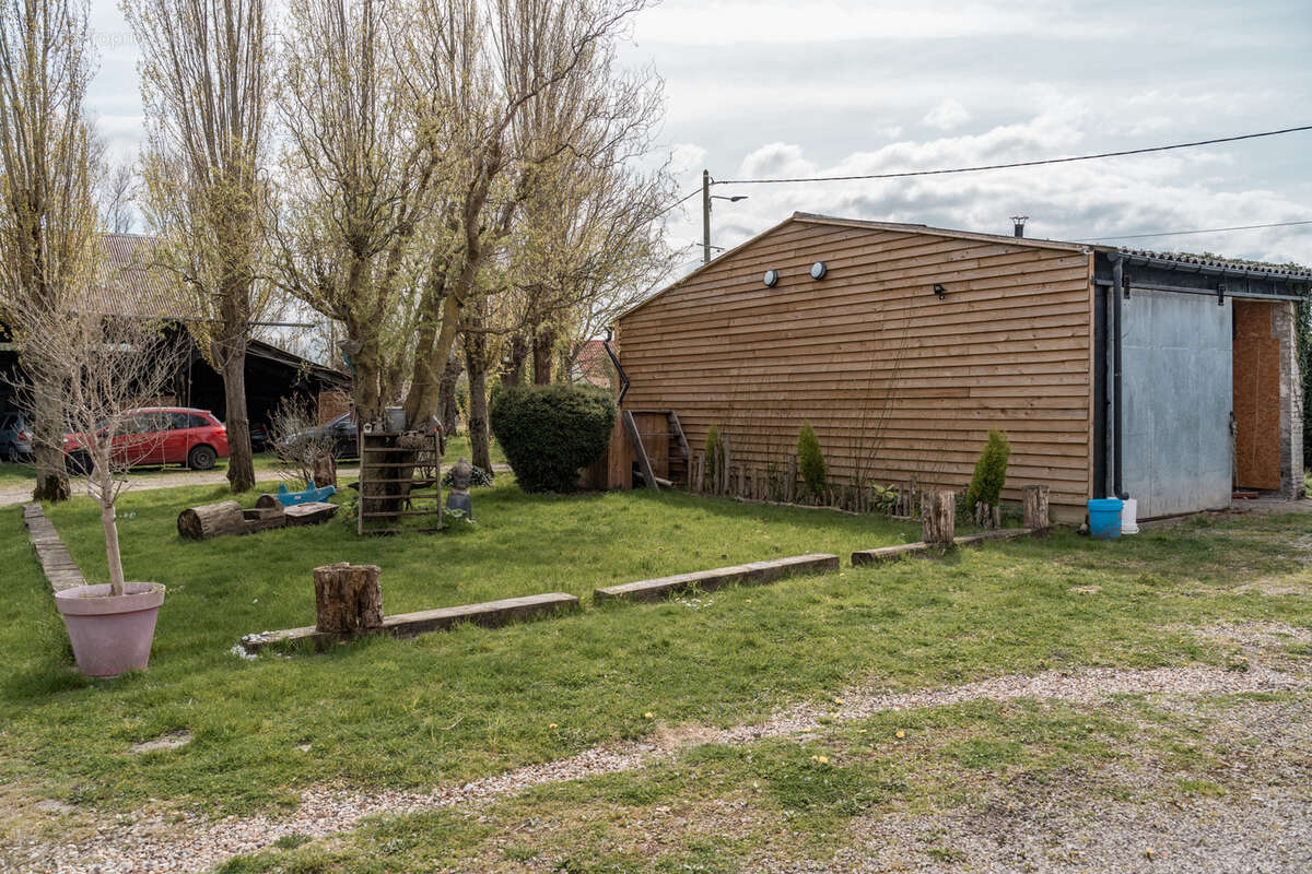 Maison à SAINTE-MARIE-KERQUE