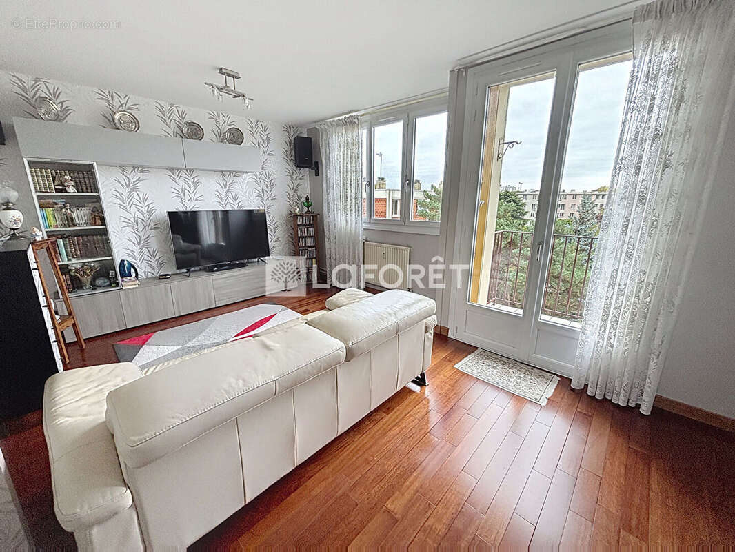 Appartement à VILLEJUIF