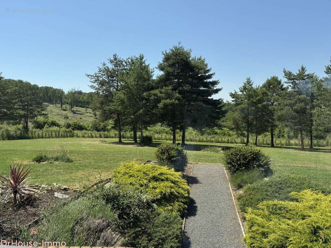 Maison 250 m² à Boulazac  - photo 34