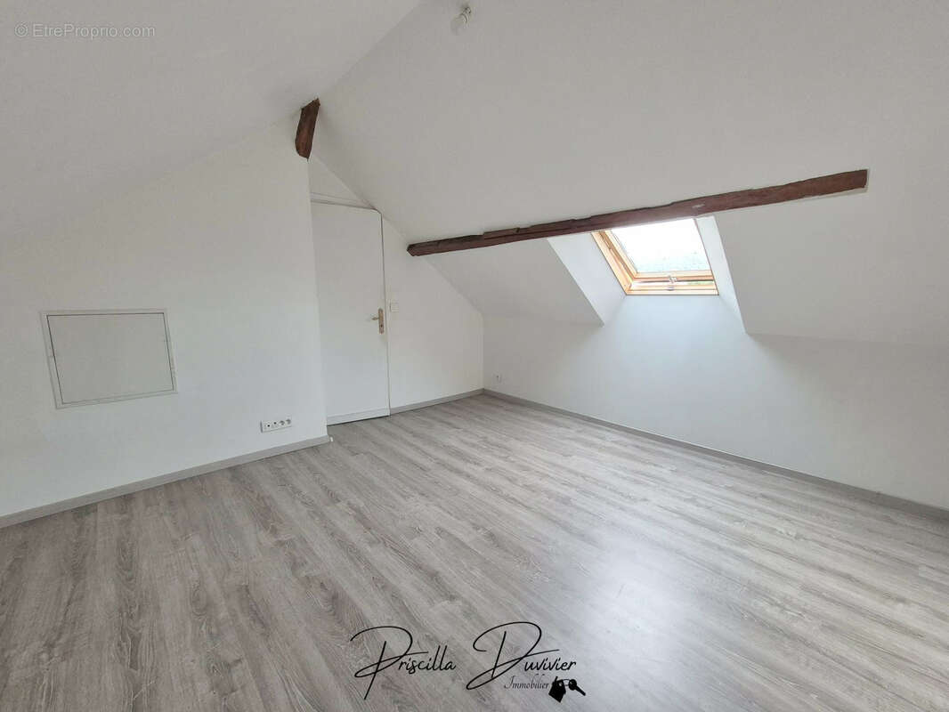 Appartement à BERTHECOURT