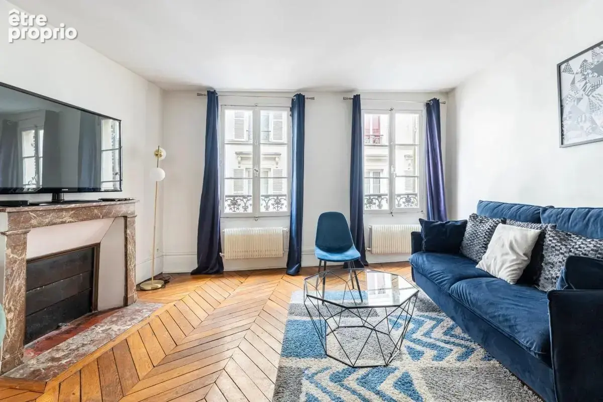Appartement à PARIS-3E