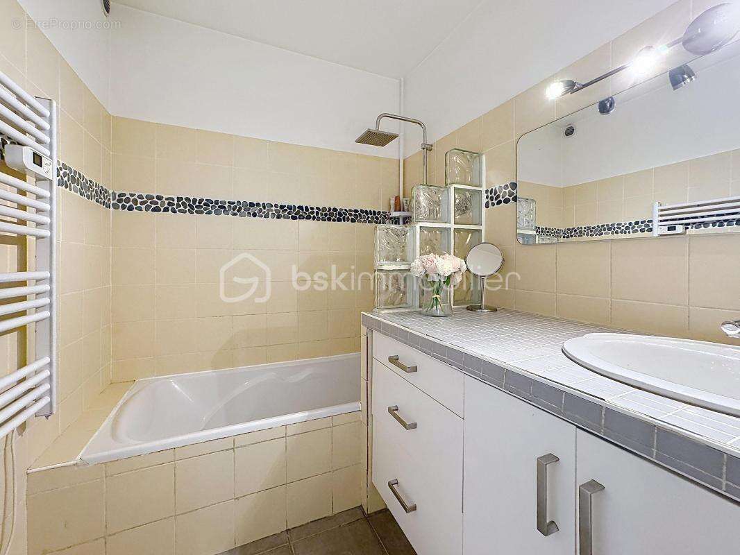 Appartement à MARIGNANE