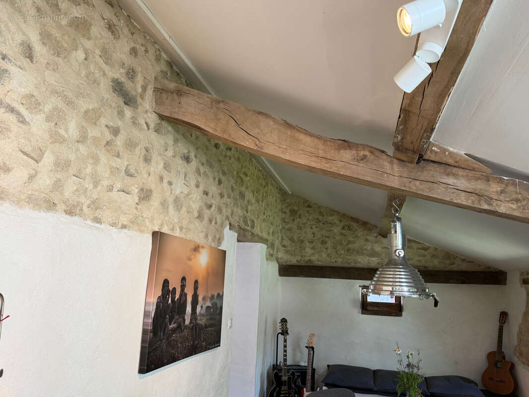 Maison à CHARENSAT