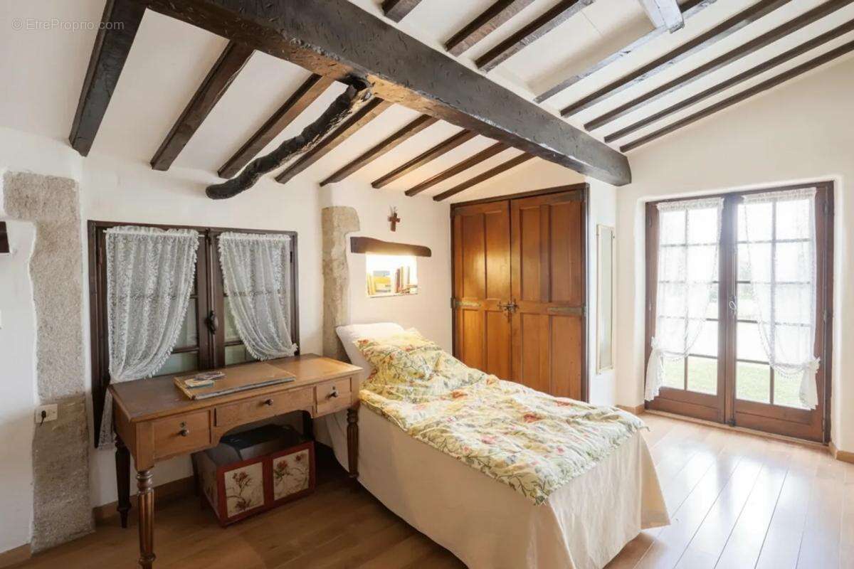 Maison de 5 pièces de 134 m² à Pézenas - photo 15