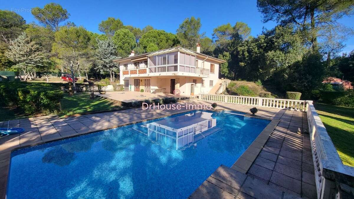 Maison à BRIGNOLES