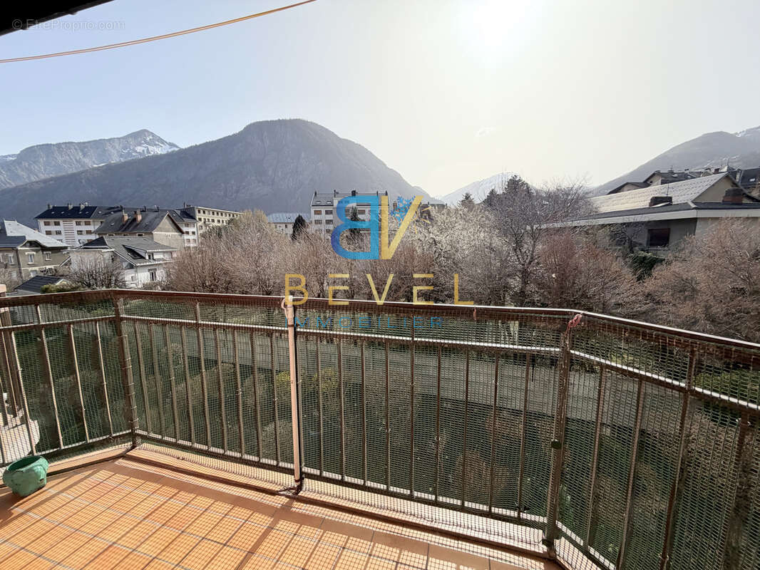 Appartement à SAINT-JEAN-DE-MAURIENNE