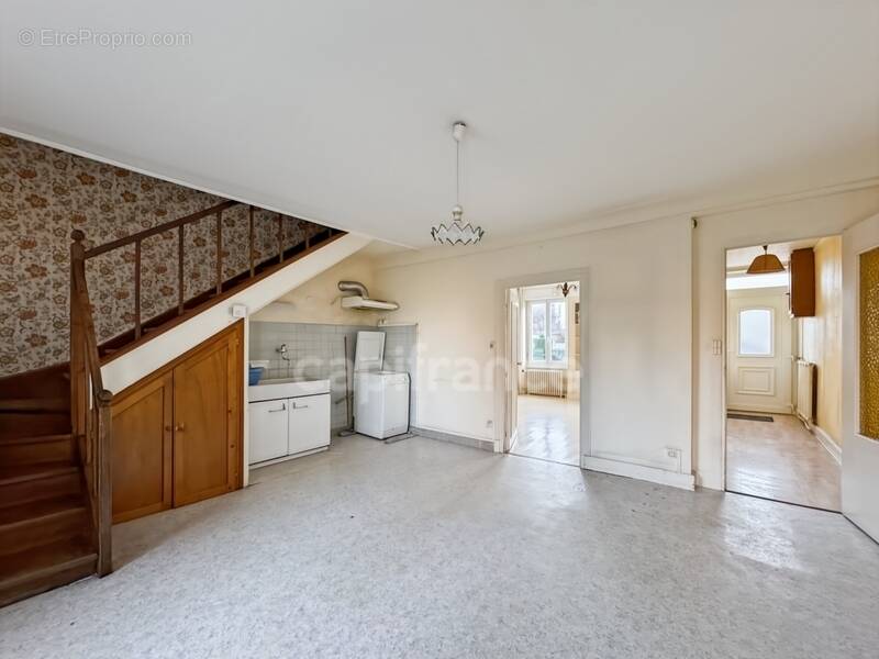 Maison à CHATILLON-EN-BAZOIS