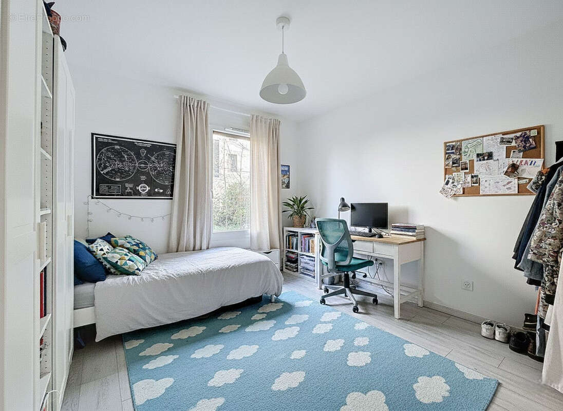 Appartement à POISY