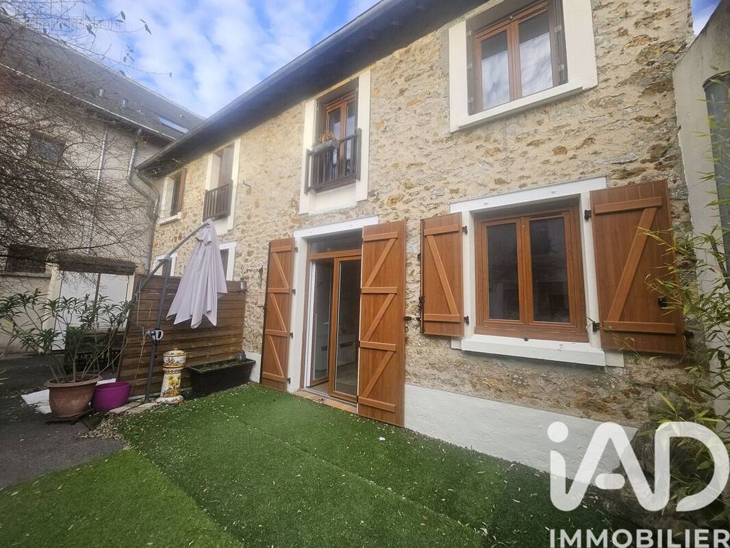 Photo 1 - Appartement à EPINAY-SUR-ORGE