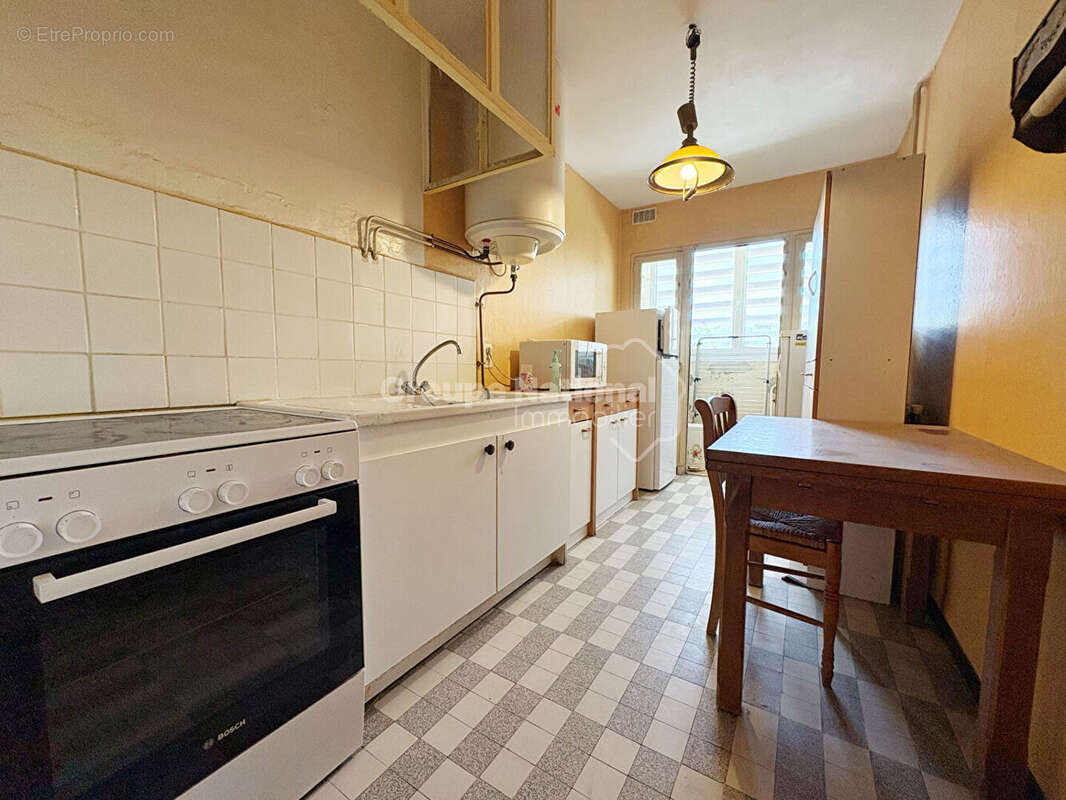 Appartement à SALON-DE-PROVENCE