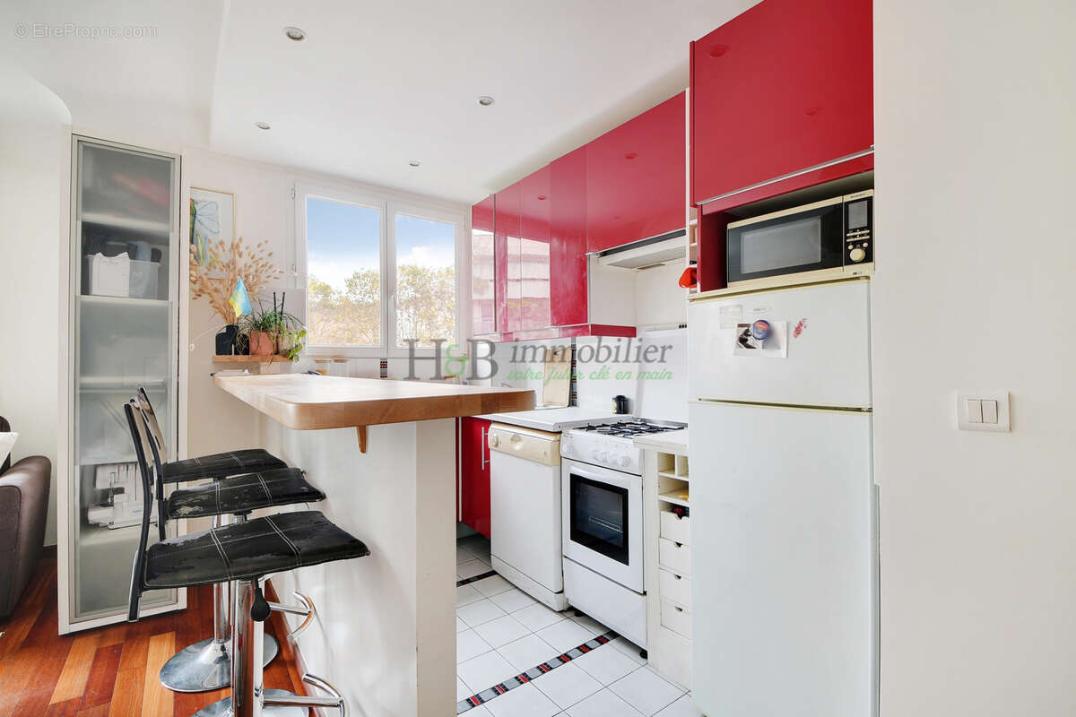 Appartement à PARIS-10E