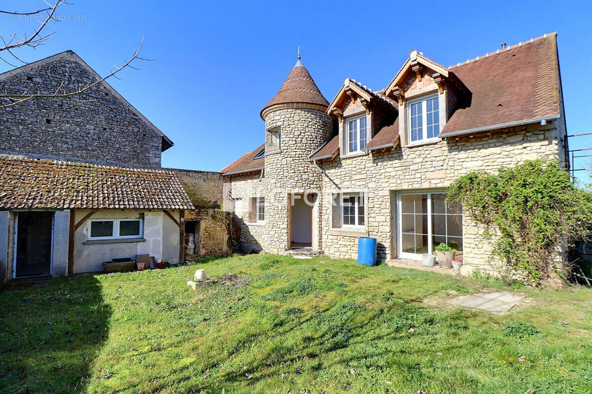 Maison Champmotteux 6 pièce(s) 186 m2 - photo 2