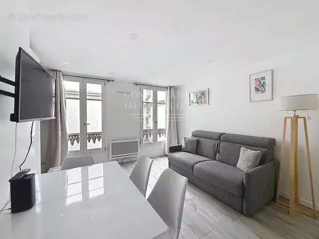 Appartement à PARIS-9E