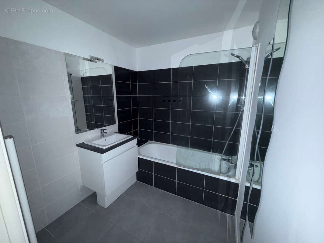 Appartement à CASTELNAU-LE-LEZ