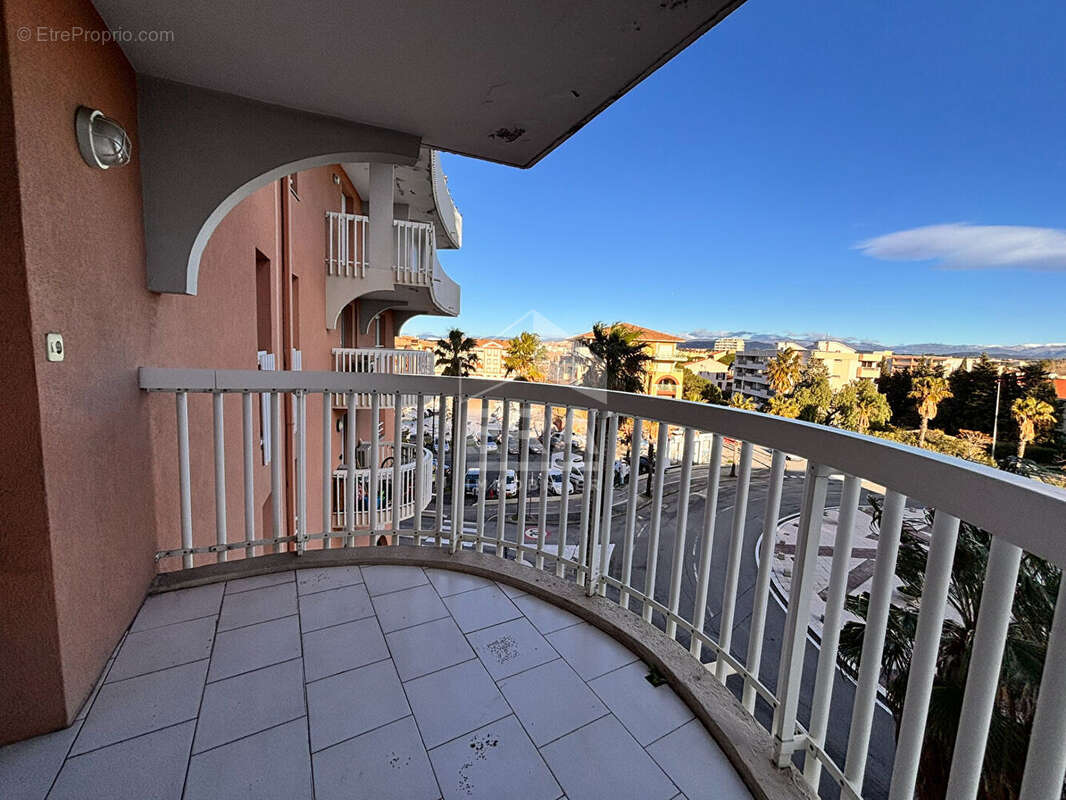 Appartement à FREJUS