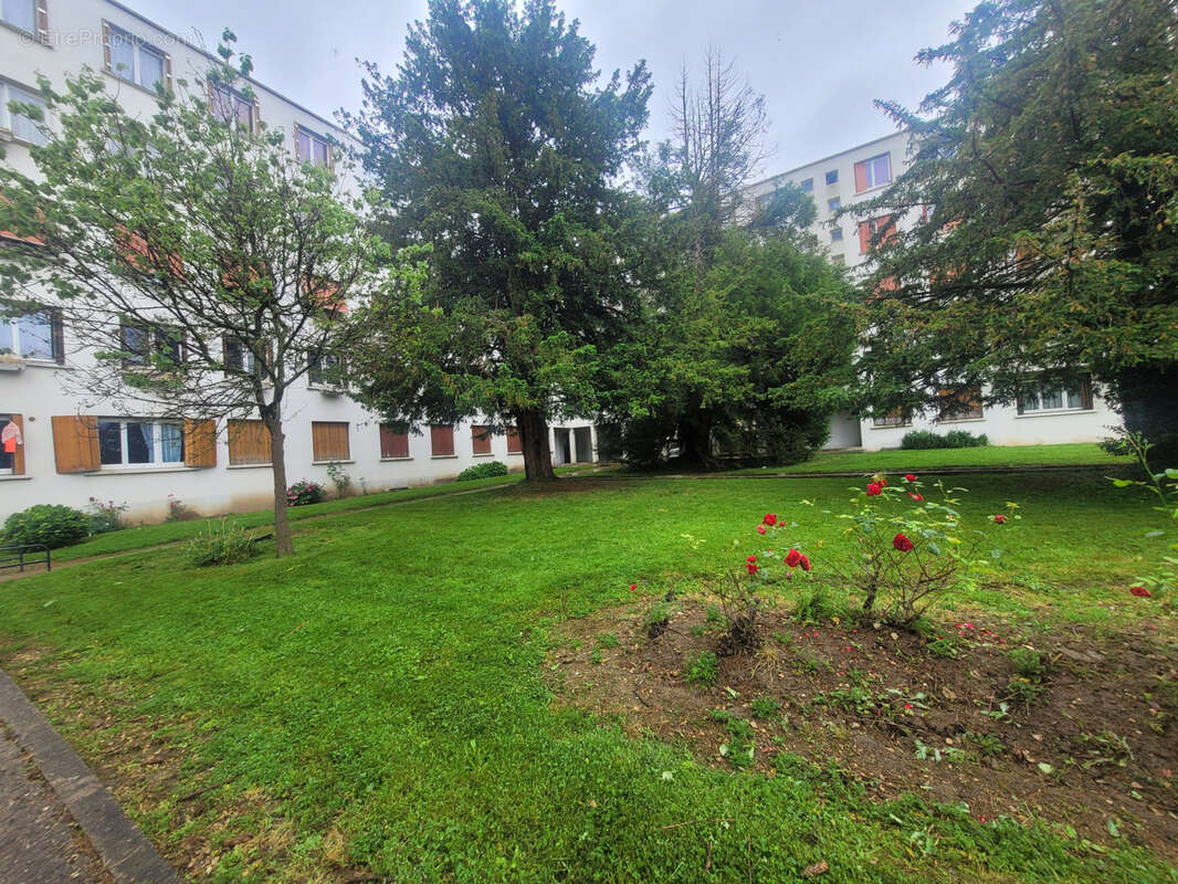 Appartement F4 Villiers le bel - photo 3