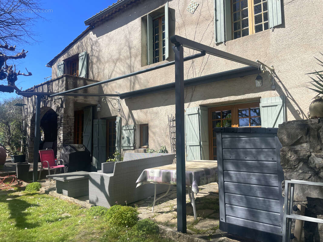 Maison à LAROQUE