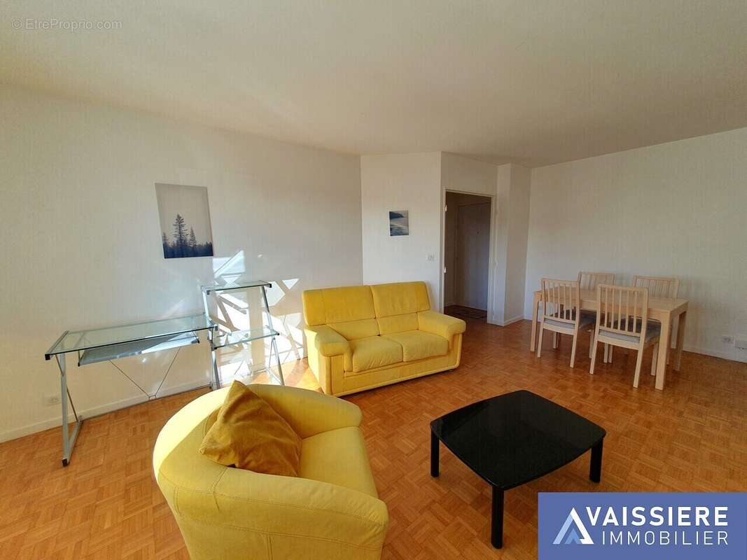 Appartement à SURESNES